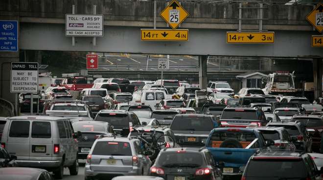 Traffic toward GW bridge